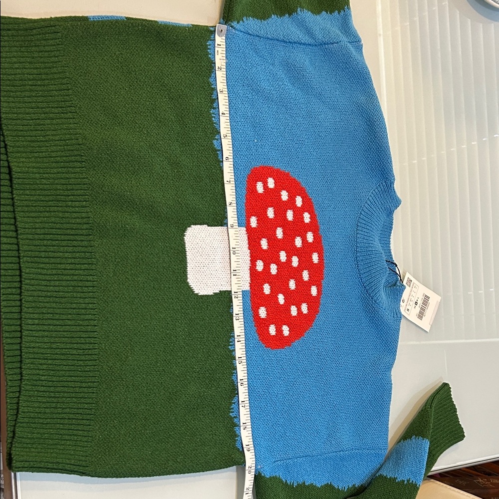 NWT Zara thick Mushroom Sweater graphics on back !! - Picture 6 of 9